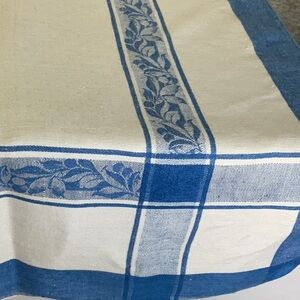 Vintage tablecloth cotton. 48” by 52”
